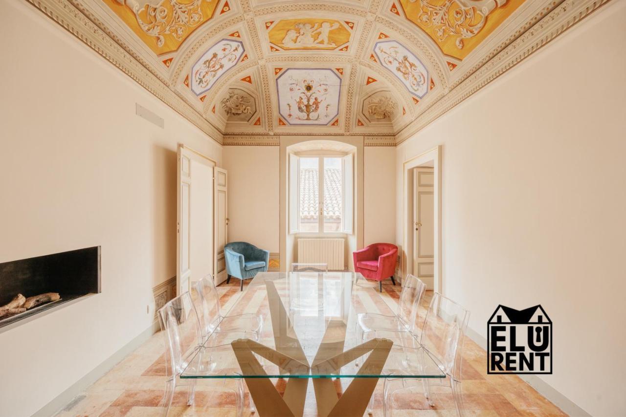 Sotto Gli Affreschi Del 1800 Con Colazione Inclusa Assisi Exterior foto